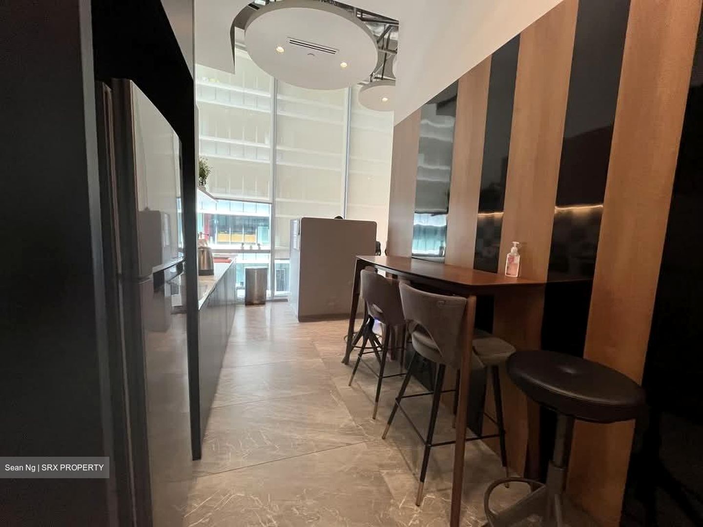 Oxley Tower (D1), Office #573400721